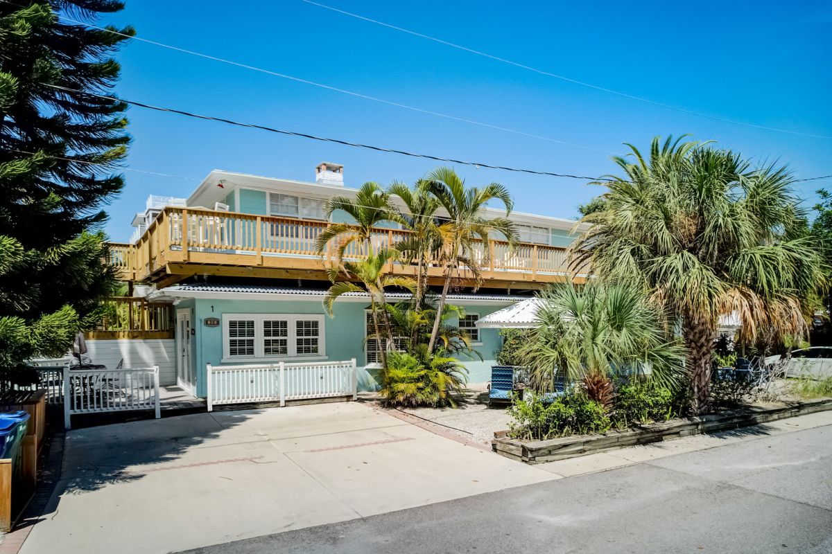 condos for sale on Anna Maria Island